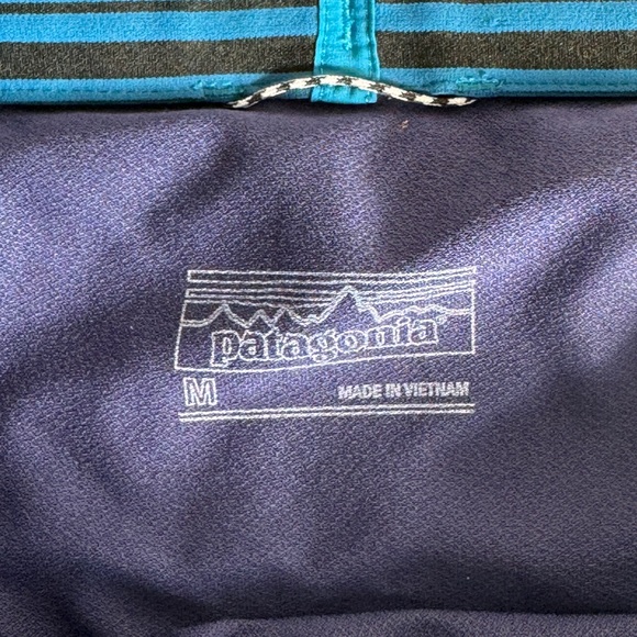 Patagonia men’s size medium - Picture 4 of 4